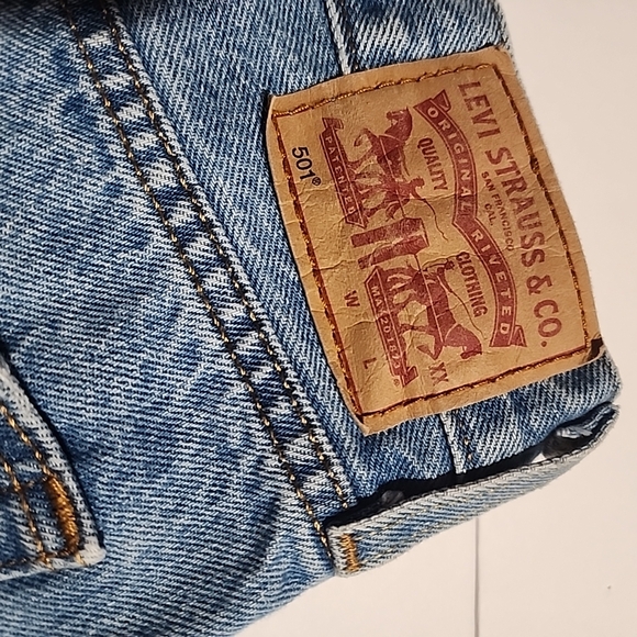 Levi’s 501 Men’s Jeans W28 L30 Blue Button Fly Straight - Picture 10 of 13